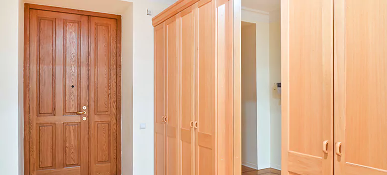 Glass Closet Door Repair in Sarasota, FL
